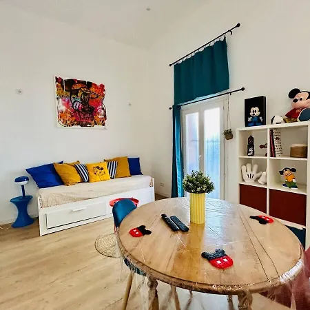 Mickey's Enchanted Studio, Central, Wi-fi