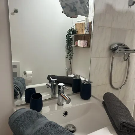 Mickey's Enchanted Studio, Central, Wi-fi