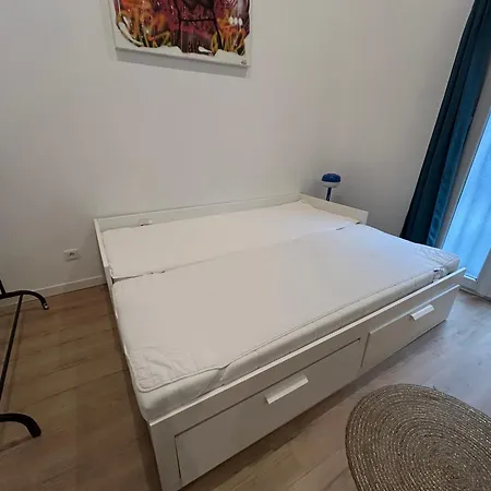 Apartment Mickey's Enchanted Studio, Central, Wi-fi Perpignan